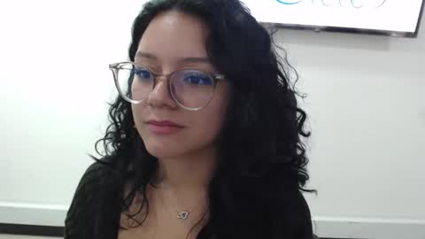 jenn online show from January 2026 05:48:02 PM