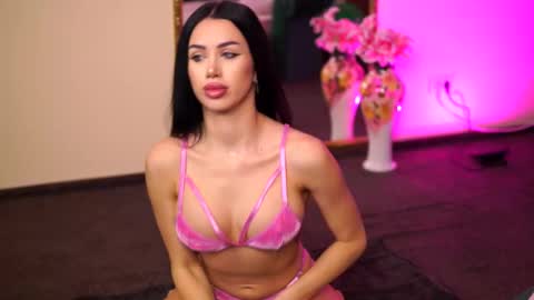 Snapshot of jenna_day chatting on February 2025 06:54:02 AM jenna_day online show from February 2025 06:54:02 AM