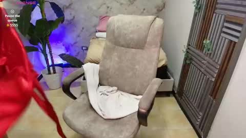 Valentina online show from March 2026 07:55:02 PM