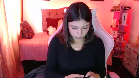 Snapshot of jennal_010 chatting on February 2025 04:26:02 PM jennal_010 online show from February 2025 04:26:02 PM