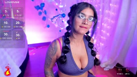 Snapshot of jenndy_lockhart chatting on December 2024 06:43:01 AM follow me in me IG jenndy971 online show from December 2024 06:43:01 AM
