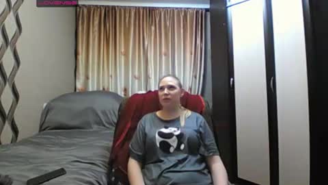 JenniDeep online show from February 2026 02:24:01 PM