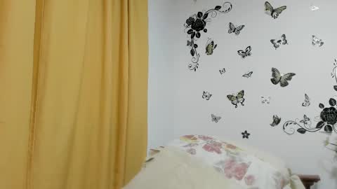 Snapshot of jenniferloveyou chatting on November 2025 04:51:02 PM jenniferloveyou online show from November 2025 04:51:02 PM