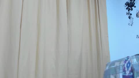 Snapshot of jenniferloveyou chatting on November 2025 09:19:02 AM jenniferloveyou online show from November 2025 09:19:02 AM