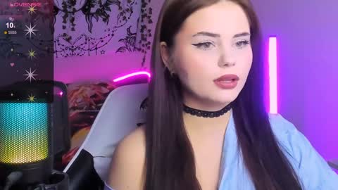 Snapshot of jenniferwandis77 chatting on December 2024 04:14:02 PM Jenni online show from December 2024 04:14:02 PM