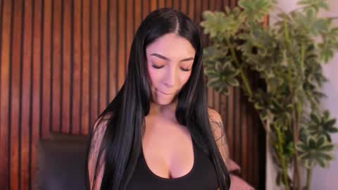     online show from November 2025 12:27:01 PM