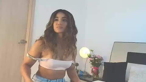 Jenn online show from February 2026 04:24:02 PM