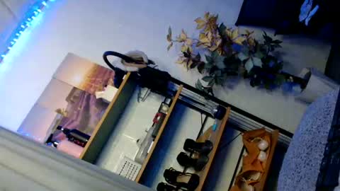 Snapshot of jenny20_xxx chatting on July 2026 09:41:01 PM PRETTY JENNY online show from July 2026 09:41:01 PM