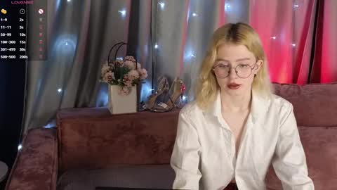 jenny_bunny_ online show from February 2025 01:24:02 AM