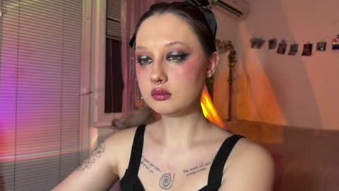 Snapshot of jenny_cox_love chatting on June 2026 07:04:01 PM Jennifer Jenny Darling online show from June 2026 07:04:01 PM