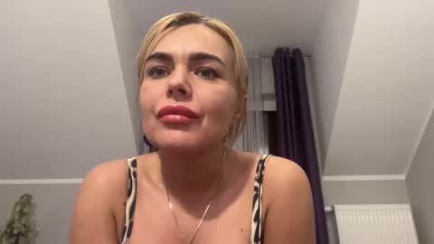 Jenny online show from January 2025 11:56:01 AM