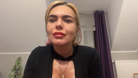 Jenny online show from February 2025 11:09:01 AM