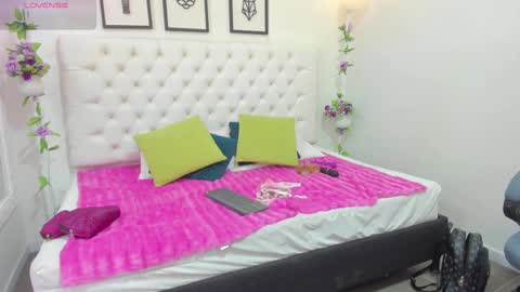 jenny_stark online show from October 2025 07:01:02 PM