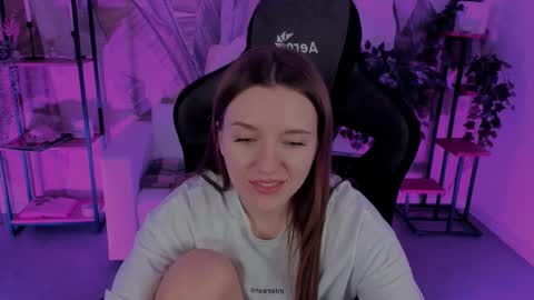 Jenny NO Nude online show from February 2025 02:42:01 AM