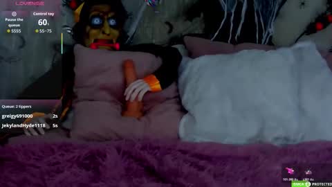 Jenny Ferguson online show from October 2025 06:48:01 PM