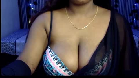 Snapshot of jennysinghaniya chatting on January 2025 02:42:02 PM jenny online show from January 2025 02:42:02 PM