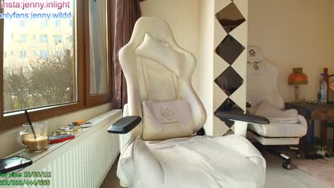 infamous blondiechloe.             Jennyjennywildd online show from January 2026 07:23:01 AM