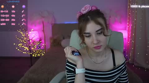 Snapshot of jennyyluv chatting on January 2025 06:52:02 AM JENNY online show from January 2025 06:52:02 AM