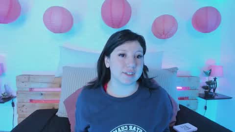 Angela online show from September 2025 11:35:02 AM