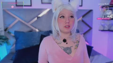 Angela online show from September 2025 03:05:01 PM