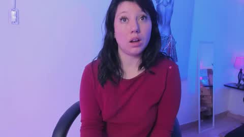 Angela online show from September 2025 11:37:02 AM
