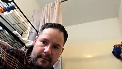 Snapshot of jerbonezgood chatting on January 2026 12:25:02 AM Lous online show from January 2026 12:25:02 AM