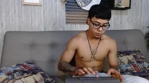 Snapshot of jeremy_wallker chatting on February 2026 07:40:01 PM Jeremy online show from February 2026 07:40:01 PM