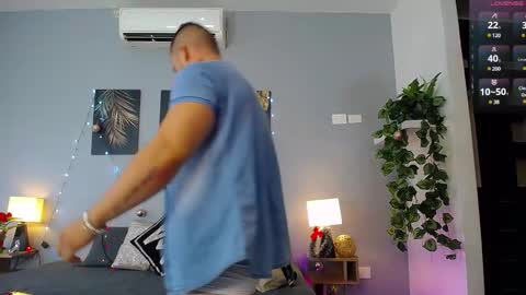 Jeremy Lowe online show from December 2024 05:08:01 PM