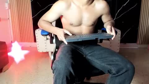 jerr_max1 online show from May 2026 12:26:01 AM