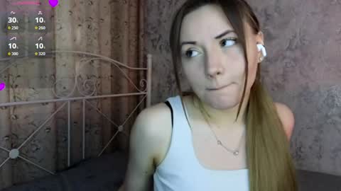 Lily online show from May 2026 12:33:01 PM