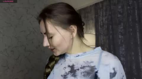 Lily online show from May 2026 03:09:01 PM