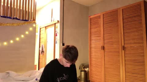 Jerry  online show from April 2026 03:57:01 PM