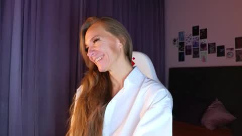 Snapshot of jesica_moon_peachy chatting on September 2025 01:40:01 AM jesica_moon_peachy online show from September 2025 01:40:01 AM