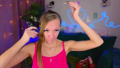 Snapshot of jesica_moon_peachy chatting on October 2025 02:00:01 AM jesica_moon_peachy online show from October 2025 02:00:01 AM