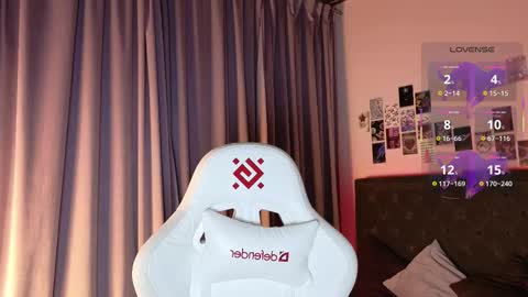 Snapshot of jesica_moon_peachy chatting on November 2025 01:38:02 AM jesica_moon_peachy online show from November 2025 01:38:02 AM