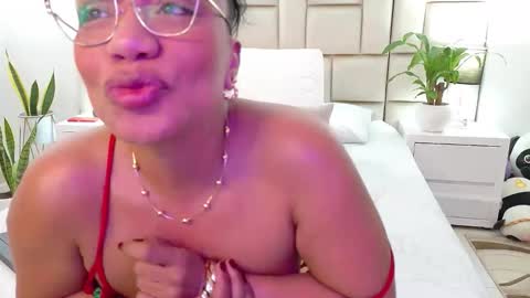 JESICA online show from April 2026 12:47:01 PM