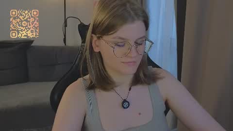 Snapshot of jess0e9 chatting on July 2026 02:30:02 PM JessieVibes online show from July 2026 02:30:02 PM