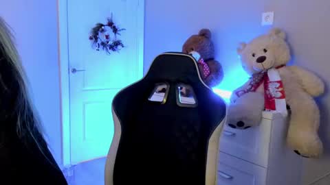 jess1ca_rabb1t online show from December 2024 11:12:02 AM