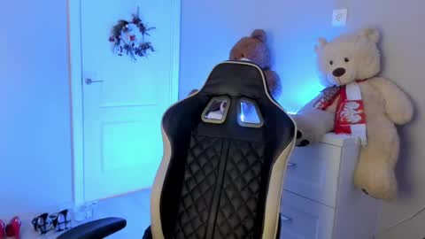 jess1ca_rabb1t online show from December 2024 03:33:01 PM