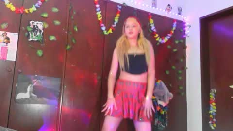 Snapshot of jess_sweett chatting on February 2026 05:27:02 AM Jessica online show from February 2026 05:27:02 AM