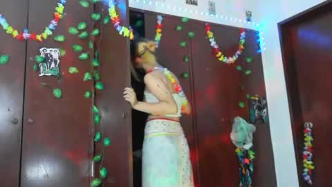 Snapshot of jess_sweett chatting on February 2026 10:21:01 PM Jessica online show from February 2026 10:21:01 PM