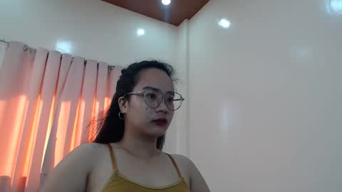 Snapshot of jessalicious_143 chatting on December 2025 12:29:01 AM Jessa online show from December 2025 12:29:01 AM