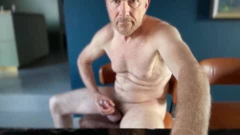 Snapshot of jessaya chatting on March 2025 12:04:02 PM like c2c online show from March 2025 12:04:02 PM