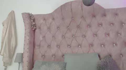 Jessica  online show from February 2026 05:09:01 PM