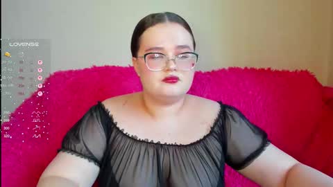 Natalia online show from November 2025 08:40:01 AM
