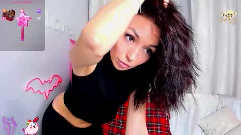 Snapshot of jessica_tiny chatting on November 2025 01:04:02 AM Jessica online show from November 2025 01:04:02 AM