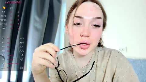 jessica_volker online show from May 2026 02:24:02 PM
