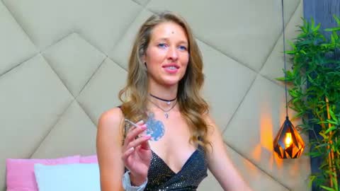 Snapshot of jessicagibson chatting on July 2026 01:58:33 AM Jessica online show from July 2026 01:58:33 AM