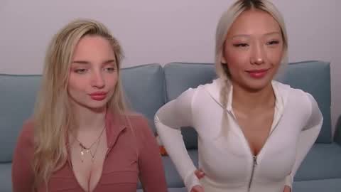 Snapshot of jessicahwinters chatting on November 2025 07:45:02 PM Jessica online show from November 2025 07:45:02 PM