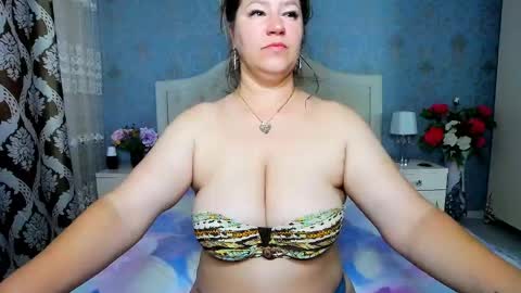 single mommy online show from June 2026 03:53:01 AM